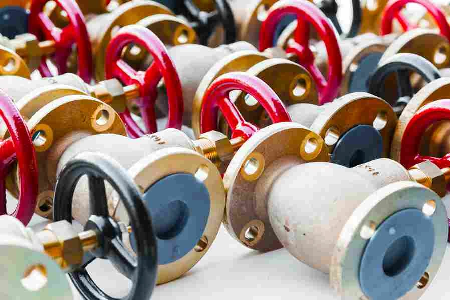 https://ukmech.uk/wp-content/uploads/2024/10/new-plumbing-valves-white-background_11zon.webp